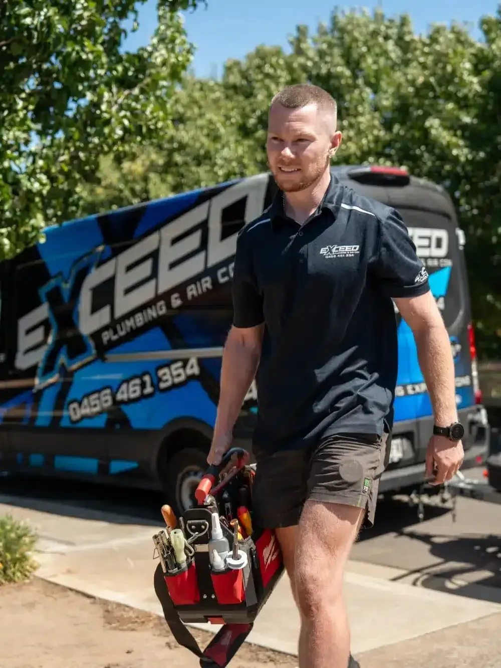 Local plumber arriving at a Ingle Farm home